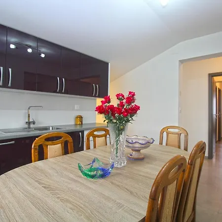 Apartment With A Parking Space - 20794 Pula